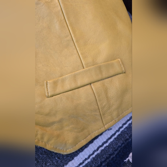 Vintage Men's Yellow Leather Vest with Suede Back Size M-L - Picture 3 of 11